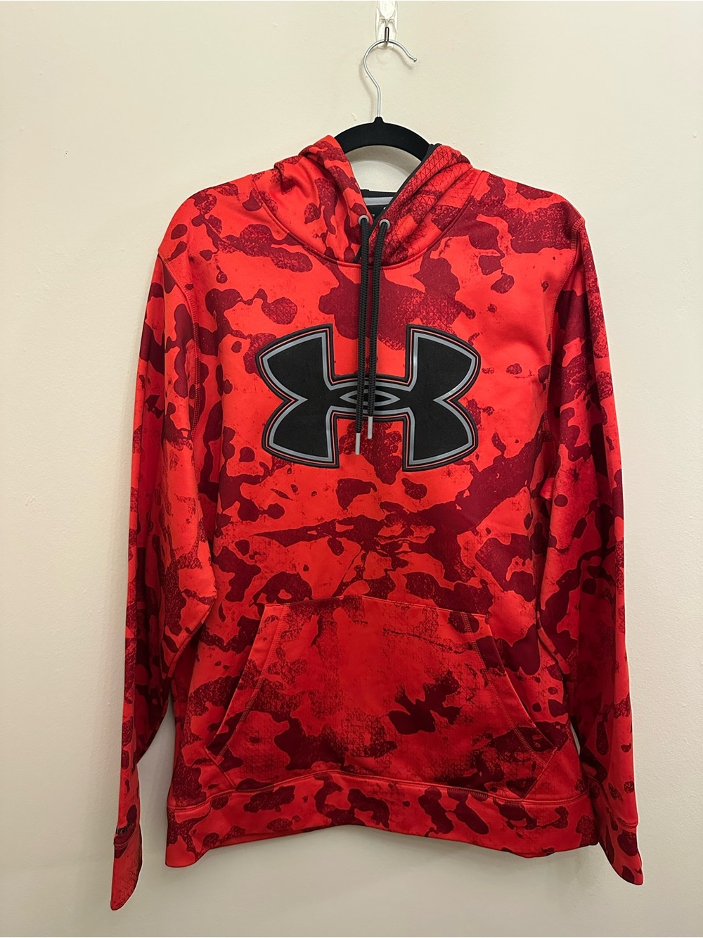 Under Armour UA Men’s L Red Camo Big Logo Loose Pullover Performance Hoodie